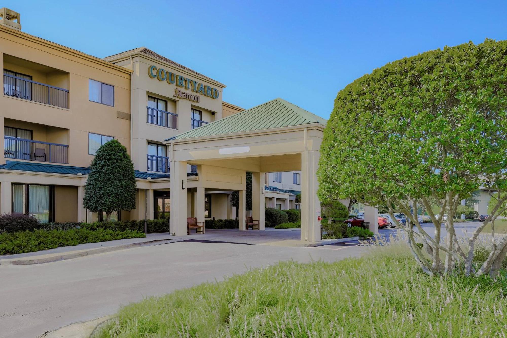 Hotel Courtyard By Marriott Monroe Airport Exterior foto
