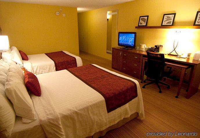 Hotel Courtyard By Marriott Monroe Airport Habitación foto